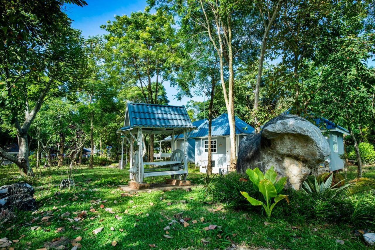 Ivy Cottage By Qiu Muak Lek Eksteriør billede